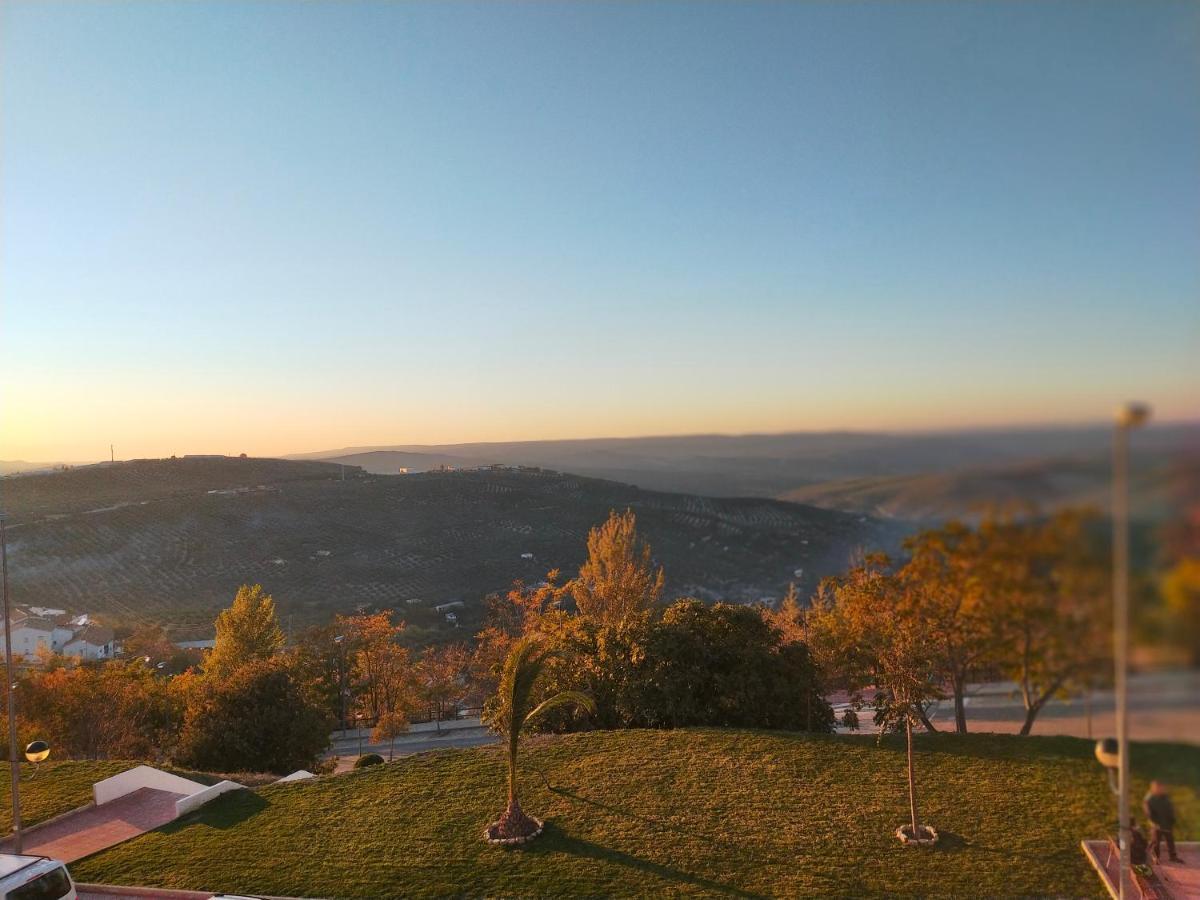 Apartamento Avenida Del Parque Cazorla Exteriör bild